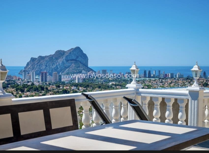4 soverom Villa til salgs i Calpe / Calp med svømmebasseng - € 1 400 000 (Ref: 8542994)