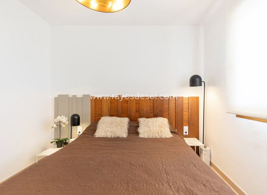 3 soverom Leilighet til salgs i Villamartin med svømmebasseng - € 299 900 (Ref: 8543000)