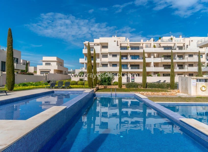 2 sovrum Lägenhet till salu i Orihuela Costa med pool - 310 000 € (Ref: 8543002)