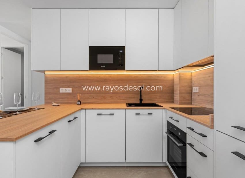 4 sypialnia Apartament na sprzedaż w Benijofar z basenem - 308 000 € (Ref: 8543464)