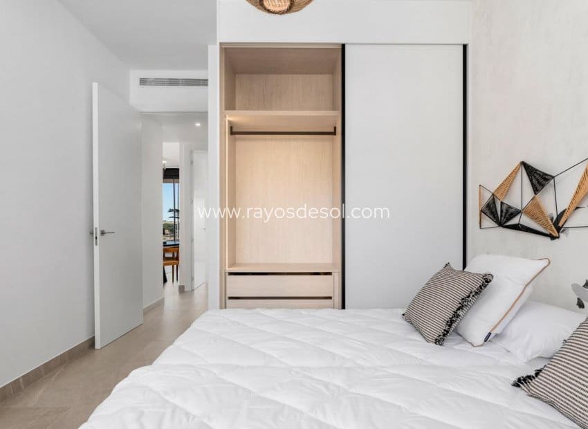 4 sypialnia Apartament na sprzedaż w Benijofar z basenem - 308 000 € (Ref: 8543464)