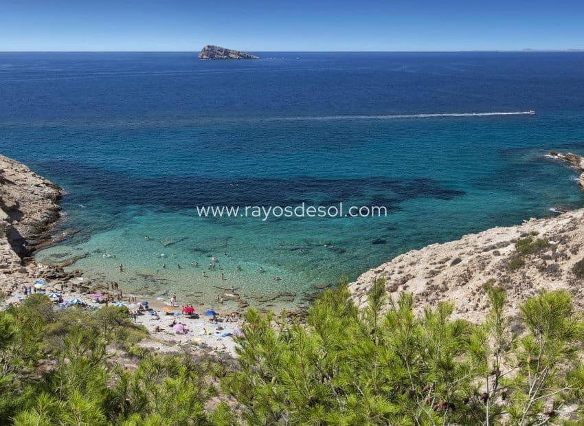 Chalet de 4 habitaciones en Finestrat en venta con piscina - 555.000 € (Ref: 8543466)