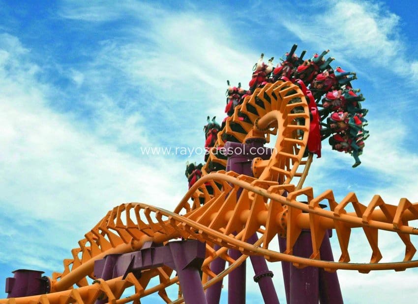 Chalet de 4 habitaciones en Finestrat en venta con piscina - 555.000 € (Ref: 8543466)