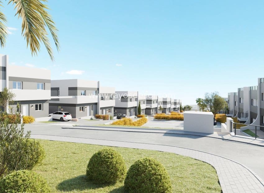 4 soverom Villa til salgs i Finestrat med svømmebasseng - € 555 000 (Ref: 8543466)