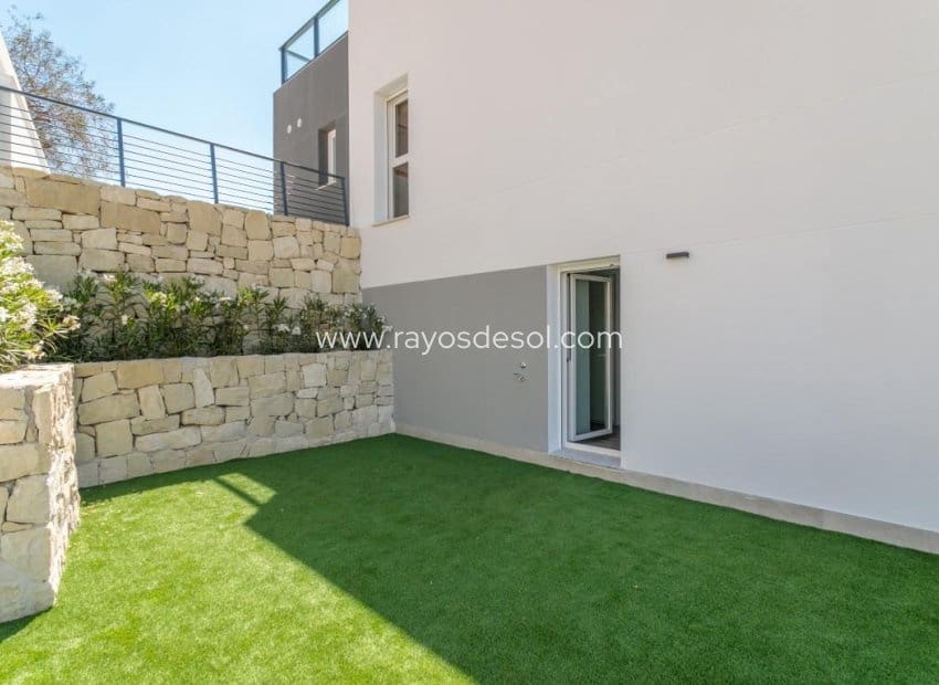 4 soverom Villa til salgs i Finestrat med svømmebasseng - € 555 000 (Ref: 8543466)