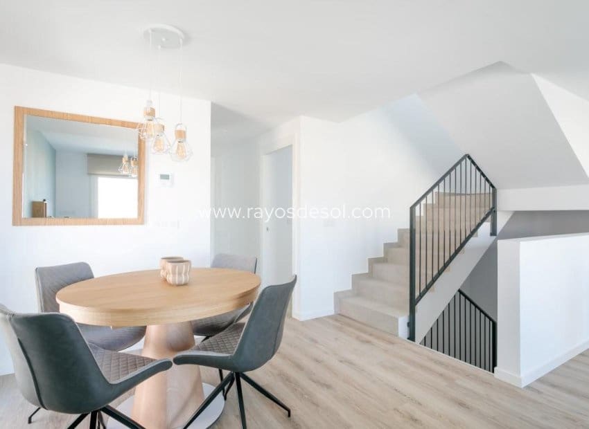 4 soverom Villa til salgs i Finestrat med svømmebasseng - € 555 000 (Ref: 8543466)