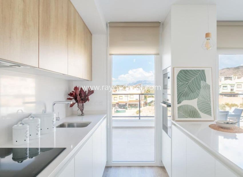 4 soverom Villa til salgs i Finestrat med svømmebasseng - € 555 000 (Ref: 8543466)