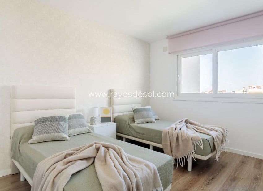 4 soverom Villa til salgs i Finestrat med svømmebasseng - € 555 000 (Ref: 8543466)