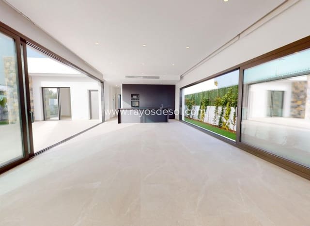 Chalet de 3 habitaciones en Las Lomas de Rame - Bahía Bella, Los Alcázares en venta con piscina - 689.900 € (Ref: 8543489)