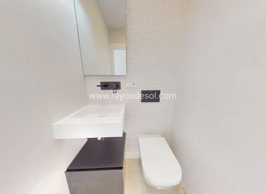 3 soverom Villa til salgs i Los Alcazares med svømmebasseng - € 689 900 (Ref: 8543489)