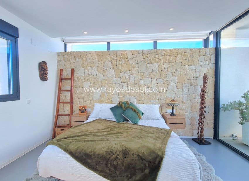 3 soveværelse Villa til salg i Los Alcazares med swimmingpool - € 799.500 (Ref: 8543494)