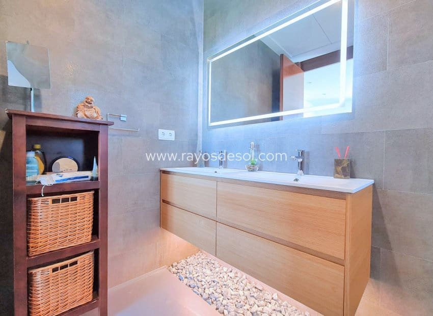 3 soveværelse Villa til salg i Los Alcazares med swimmingpool - € 799.500 (Ref: 8543494)