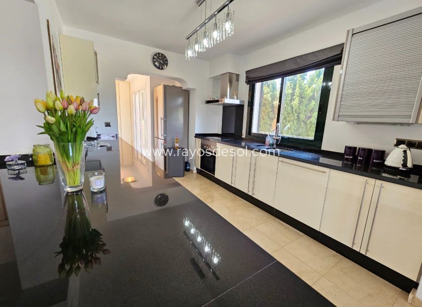 6 soveværelse Villa til salg i La Manga Club med swimmingpool - € 995.000 (Ref: 8543496)