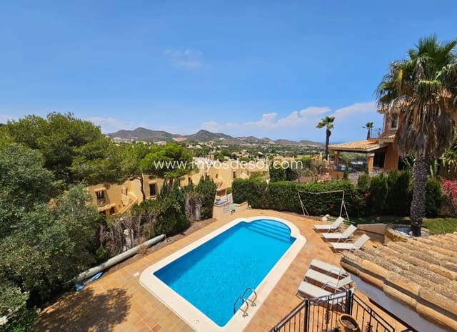 6 soveværelse Villa til salg i La Manga Club, Cartagena med swimmingpool - € 995.000 (Ref: 8543496)
