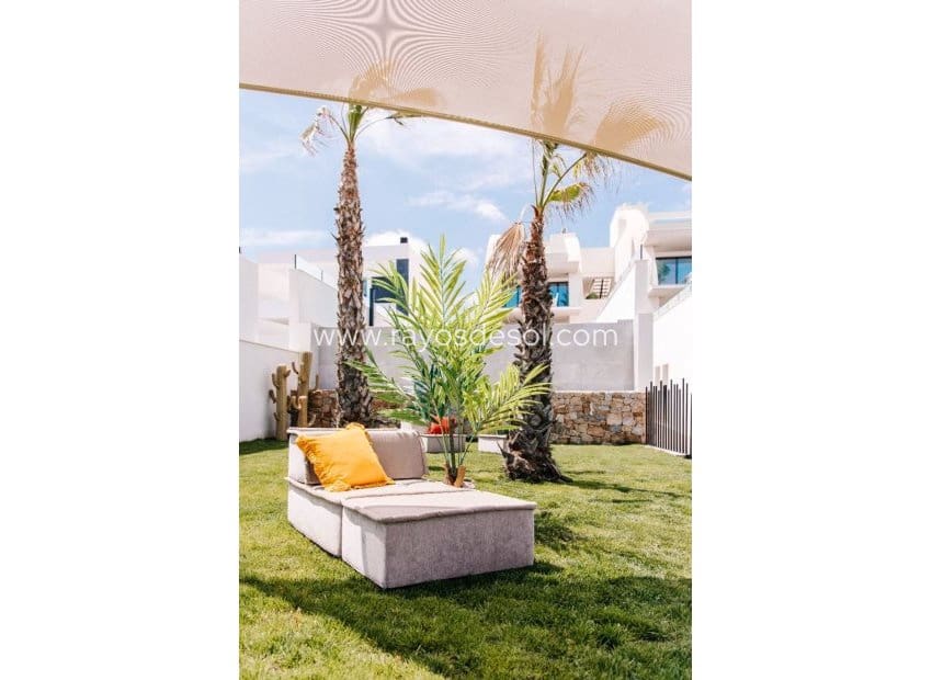 4 soveværelse Lejlighed til salg i Ciudad Quesada med swimmingpool - € 599.000 (Ref: 8543642)