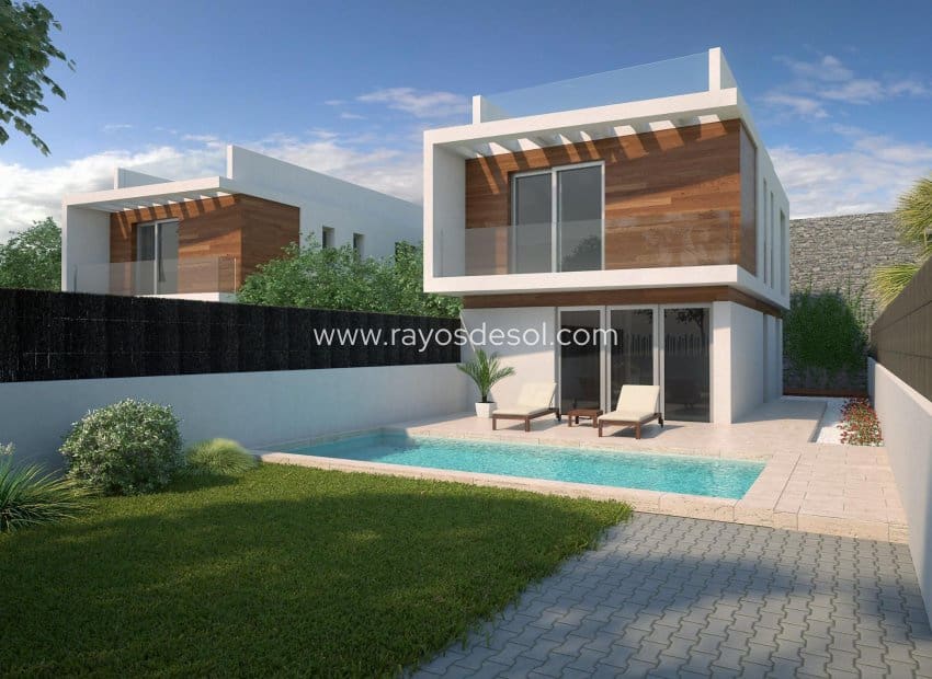 3 bedroom Villa for sale in Villamartin with pool - € 549,900 (Ref: 8543643)