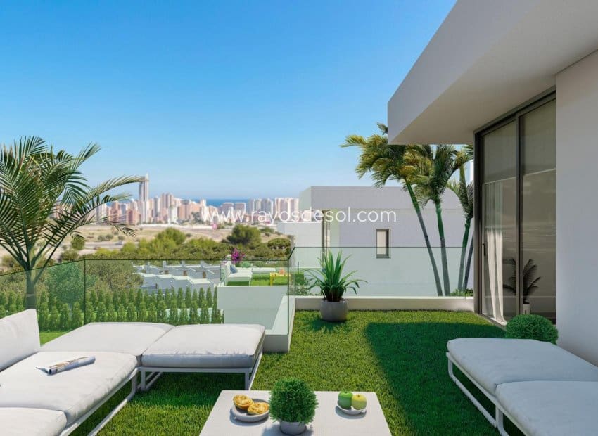 3 bedroom Villa for sale in Finestrat with pool - € 695,000 (Ref: 8543644)