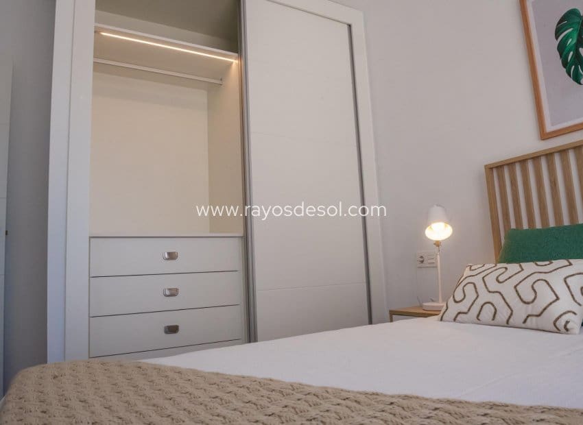 3 Zimmer Villa zu verkaufen in Los Alcazares mit Pool - 445.000 € (Ref: 8543652)