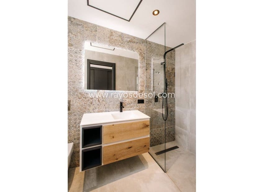 2 sypialnia Apartament na sprzedaż w Ciudad Quesada z basenem - 475 000 € (Ref: 8543656)