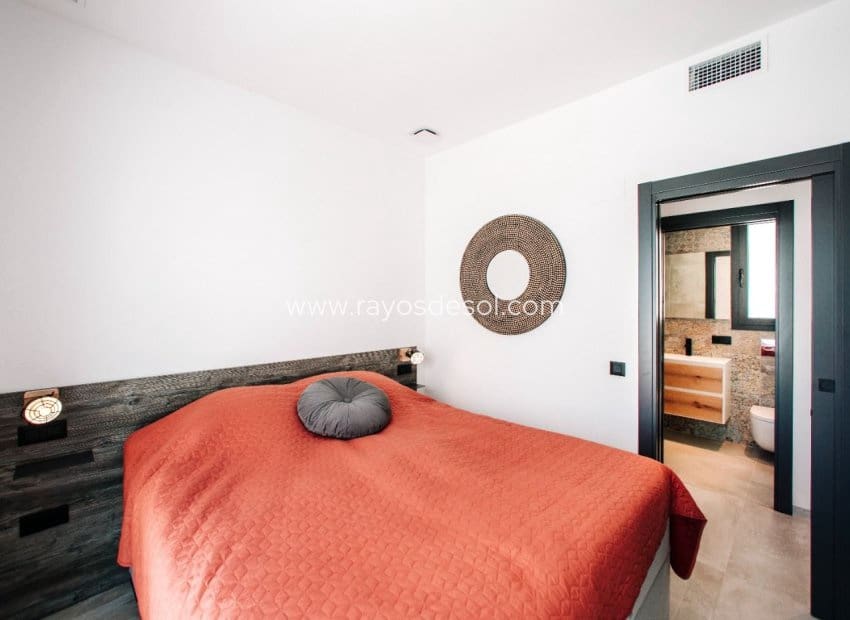 2 sypialnia Apartament na sprzedaż w Ciudad Quesada z basenem - 475 000 € (Ref: 8543656)