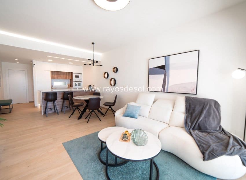 2 soveværelse Lejlighed til salg i El Raso med swimmingpool - € 294.000 (Ref: 8543678)