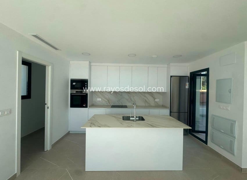 3 chambre Villa/Maison à vendre à Condado de Alhama avec piscine garage - 345 000 € (Ref: 8543690)