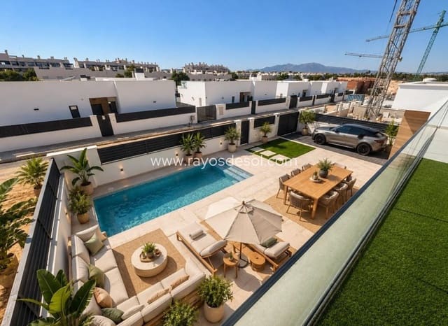3 soverom Villa til salgs i Condado de Alhama, Alhama de Murcia med svømmebasseng garasje - € 345 000 (Ref: 8543690)