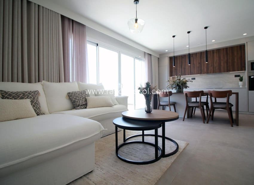 3 soveværelse Lejlighed til salg i Torre de la Horadada med swimmingpool - € 385.000 (Ref: 8543707)