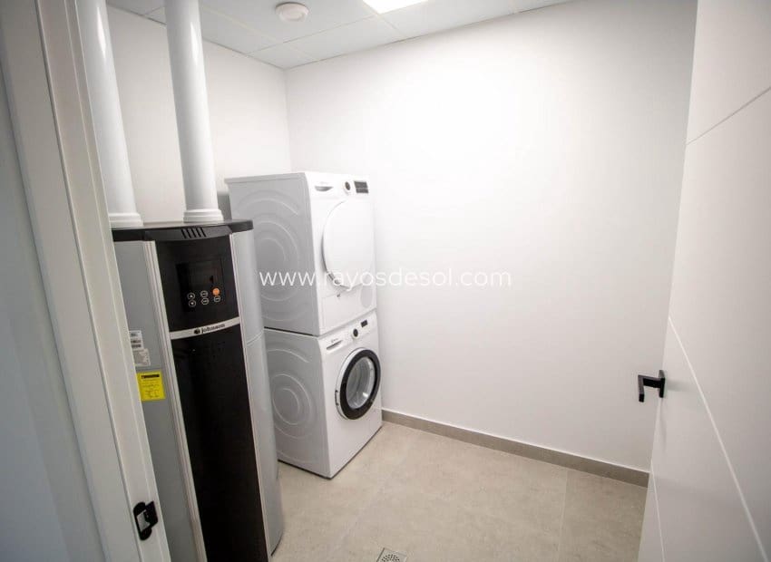 3 soverom Villa til salgs i Finestrat med svømmebasseng - € 579 000 (Ref: 8543711)