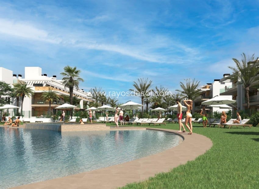 3 soveværelse Lejlighed til salg i Los Alcazares med swimmingpool - € 340.000 (Ref: 8543714)