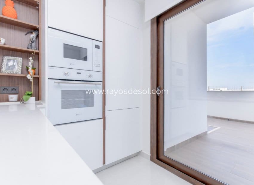 3 soveværelse Lejlighed til salg i Los Balcones med swimmingpool - € 290.000 (Ref: 8543732)