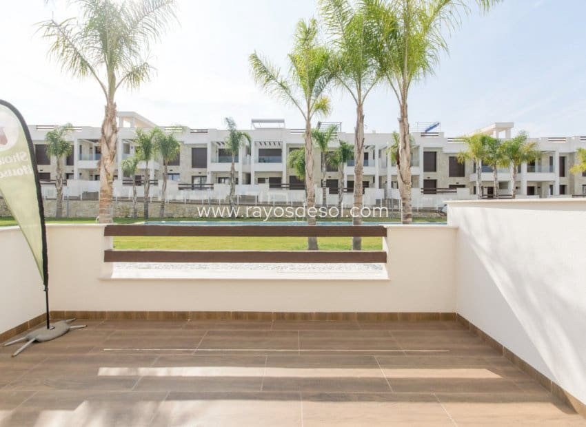 3 soveværelse Lejlighed til salg i Los Balcones med swimmingpool - € 290.000 (Ref: 8543732)