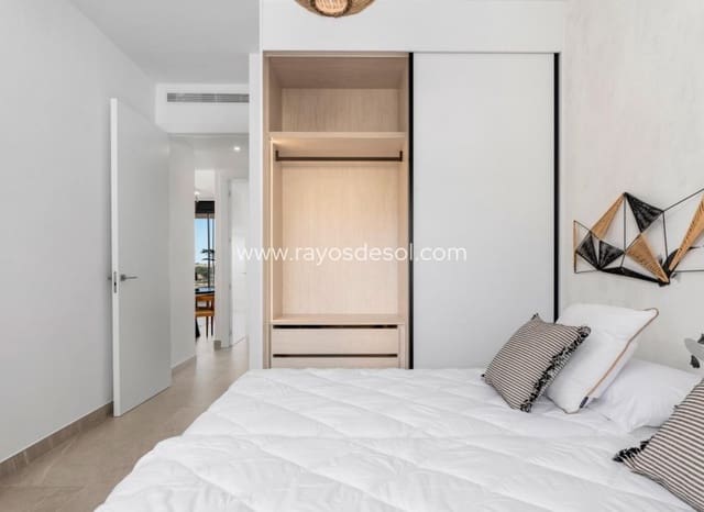 3 slaapkamer Penthouse te koop in Benijófar met zwembad - € 425.000 (Ref: 8543735)