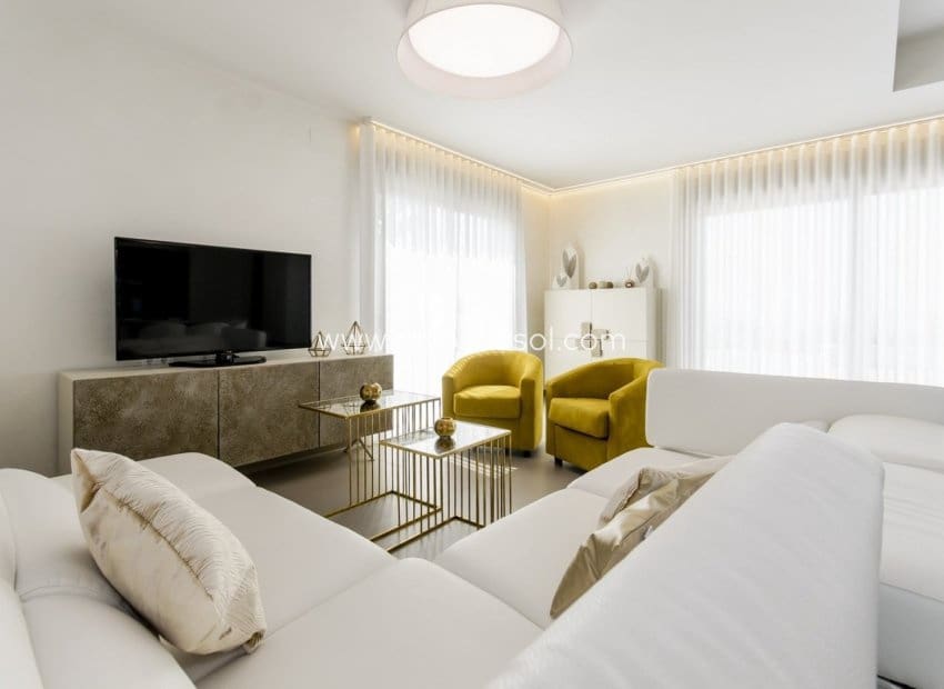 3 soveværelse Villa til salg i Dehesa de Campoamor med swimmingpool - € 1.195.000 (Ref: 8543745)