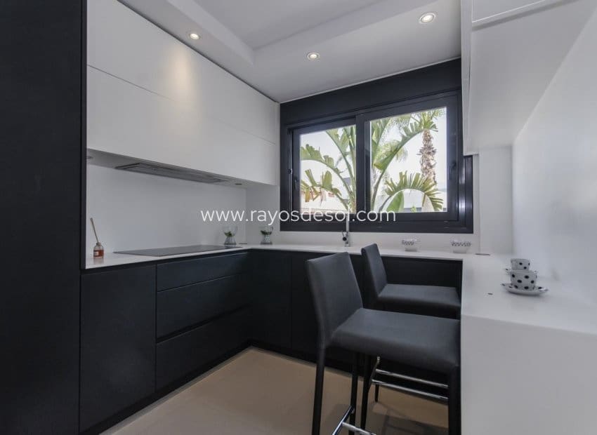 3 soveværelse Villa til salg i Dehesa de Campoamor med swimmingpool - € 1.195.000 (Ref: 8543745)