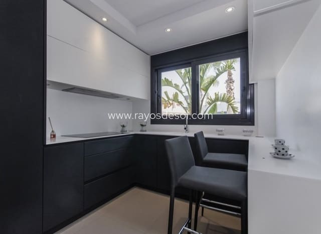 3 soveværelse Villa til salg i Dehesa de Campoamor, Orihuela med swimmingpool - € 1.195.000 (Ref: 8543745)