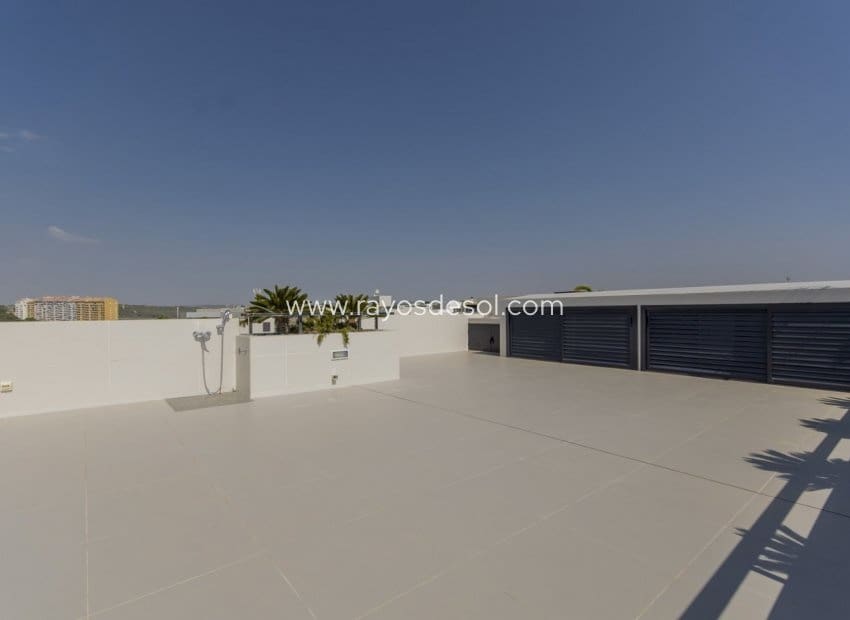 Chalet de 3 habitaciones en Dehesa de Campoamor en venta con piscina - 1.195.000 € (Ref: 8543745)