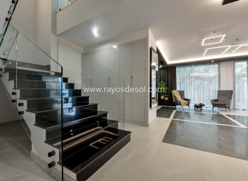 8 soveværelse Villa til salg i Finestrat med swimmingpool - € 4.450.000 (Ref: 8543763)