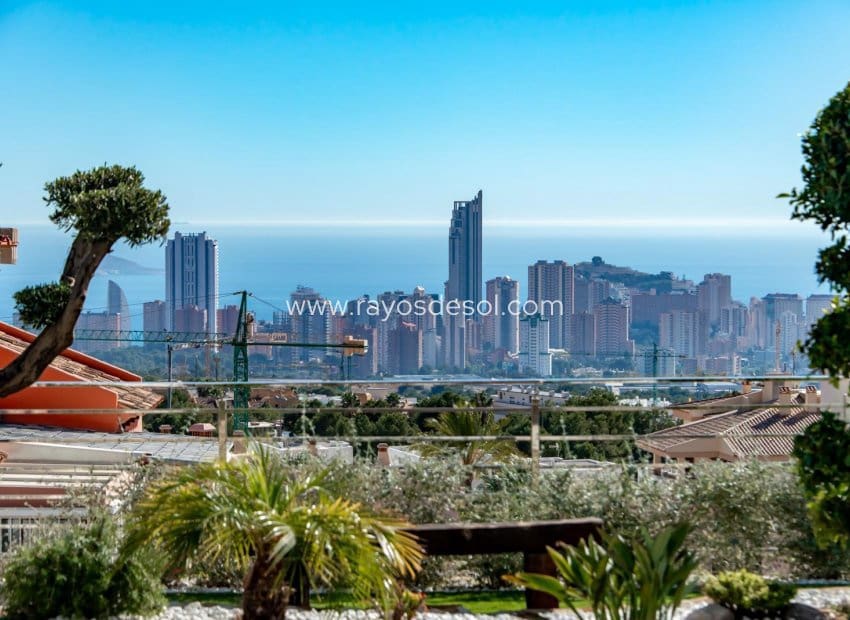 8 soveværelse Villa til salg i Finestrat med swimmingpool - € 4.450.000 (Ref: 8543763)