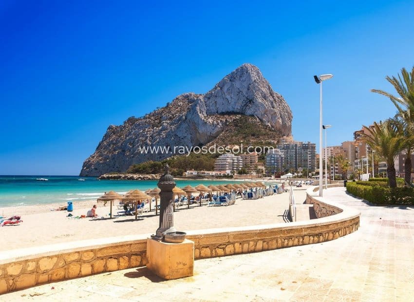3 soveværelse Lejlighed til salg i Calpe / Calp med swimmingpool - € 890.000 (Ref: 8543768)