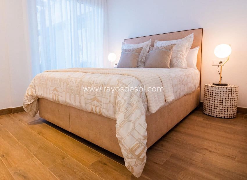 Chalet de 3 habitaciones en Polop en venta con piscina - 585.000 € (Ref: 8543771)