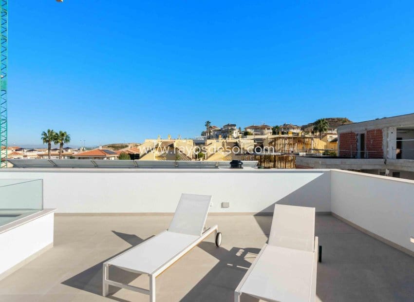 3 soveværelse Villa til salg i Benimar med swimmingpool - € 549.000 (Ref: 8543780)