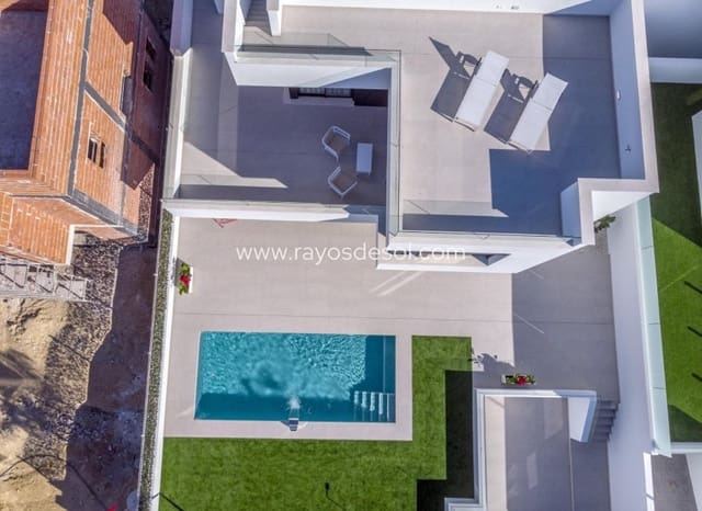 3 bedroom Villa for sale in Benimar, Benijófar with pool - € 549,000 (Ref: 8543780)