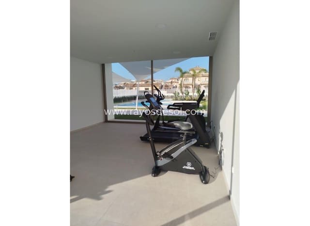 3 soveværelse Lejlighed til salg i Lomas de Cabo Roig - Los Dolses, Orihuela med swimmingpool - € 374.000 (Ref: 8543801)