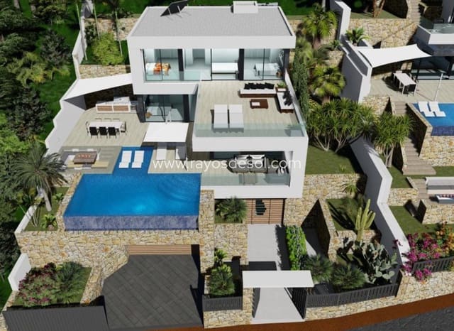 4 bedroom Villa for sale in Maryvilla, Calpe / Calp with pool - € 1,550,000 (Ref: 8543816)