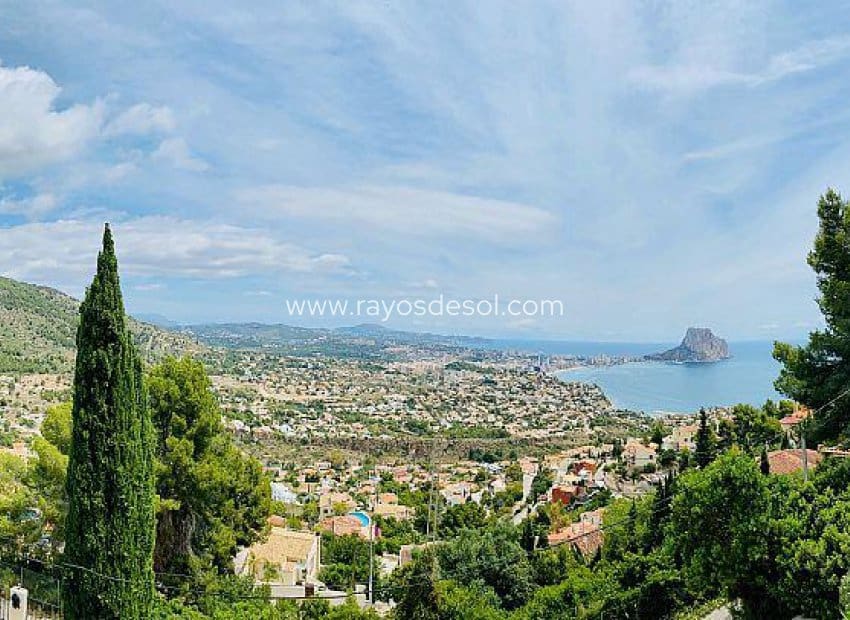 4 soveværelse Villa til salg i Calpe / Calp med swimmingpool - € 1.550.000 (Ref: 8543816)