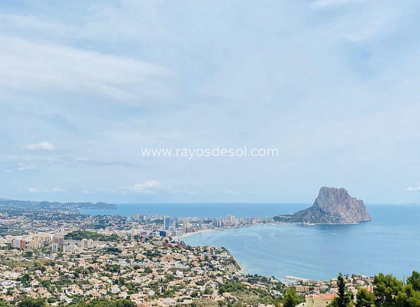 4 soveværelse Villa til salg i Calpe / Calp med swimmingpool - € 1.550.000 (Ref: 8543816)