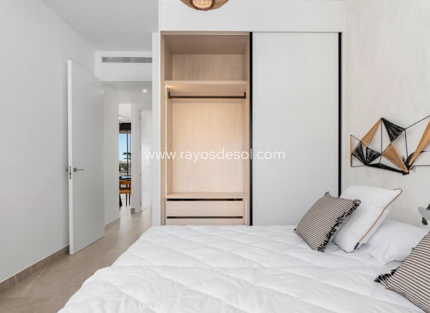 2 soverom Penthouse til salgs i Benijofar med svømmebasseng - € 419 000 (Ref: 8543822)