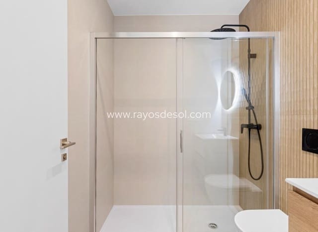 2 slaapkamer Penthouse te koop in Benijófar met zwembad - € 419.000 (Ref: 8543822)