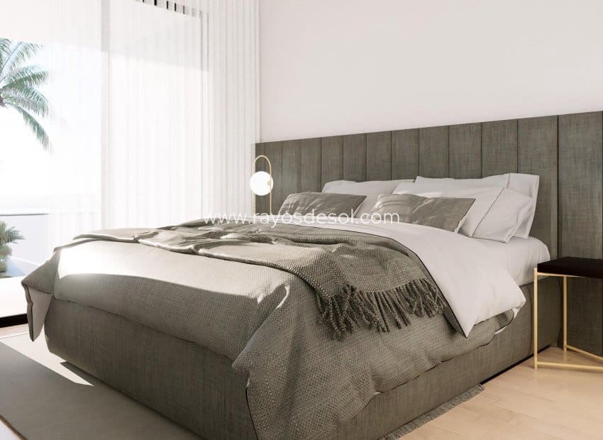 3 bedroom Villa for sale in Orihuela Costa with pool - € 495,000 (Ref: 8543823)